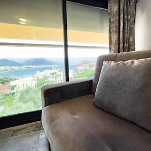 Standard Zimmer mit Kingsize-Bett